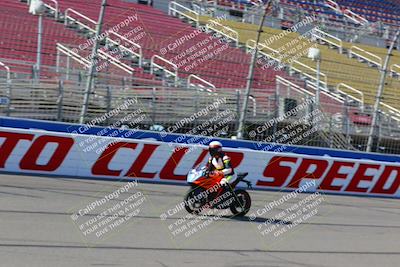 media/Aug-27-2022-Fastrack Riders (Sat) [[c588535105]]/Level 1/Session 1 Start Finish/